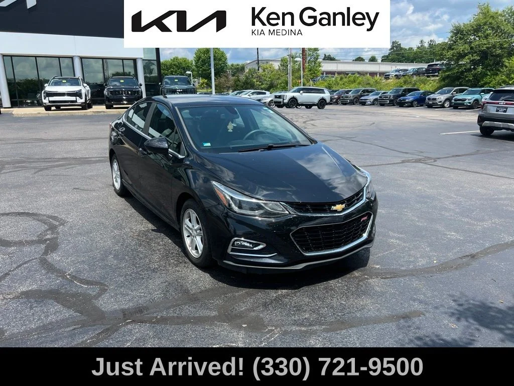 Used 2016 Black Chevrolet LT image 3