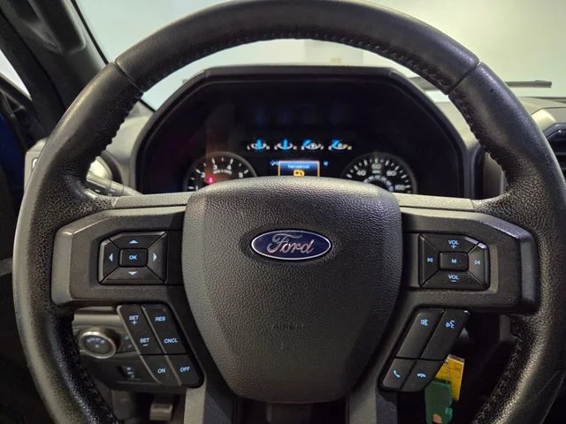 Used 2016 Blue Ford XLT image 23