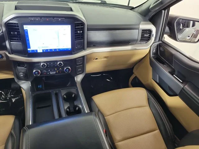 Used 2021 Black Ford XLT image 17