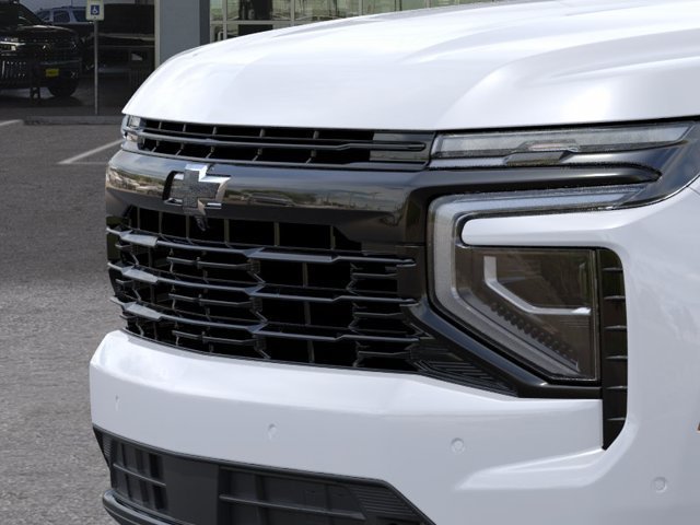 2026 Chevrolet Suburban photo 13 of 33