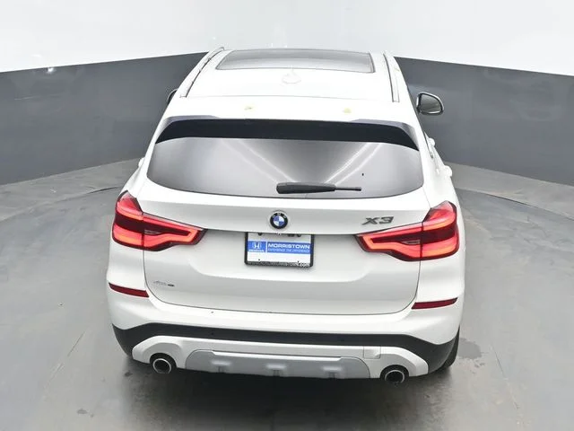 Used 2018 Alpine White BMW xDrive30i image 26