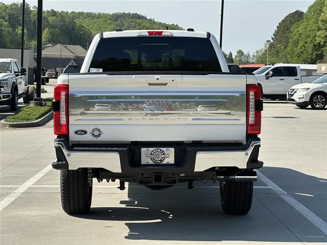 New 2026 Star White Metallic Tri-Coat Ford F-250® King Ranch® image 20