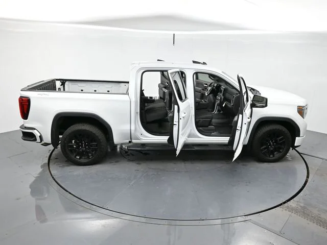 Used 2021 SUMMIT WHITE GMC Elevation image 42