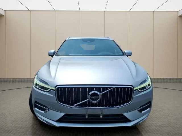 Used 2020 Silver Volvo T5 Inscription image 3