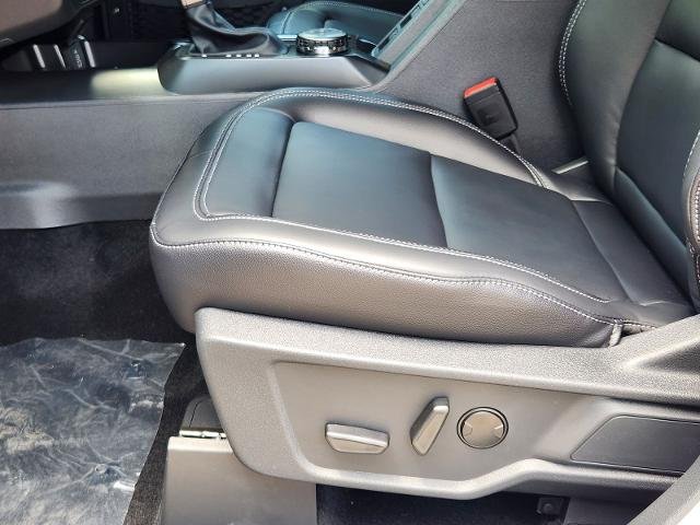 New 2026 Avalanche Gray Ford Outer Banks® image 39