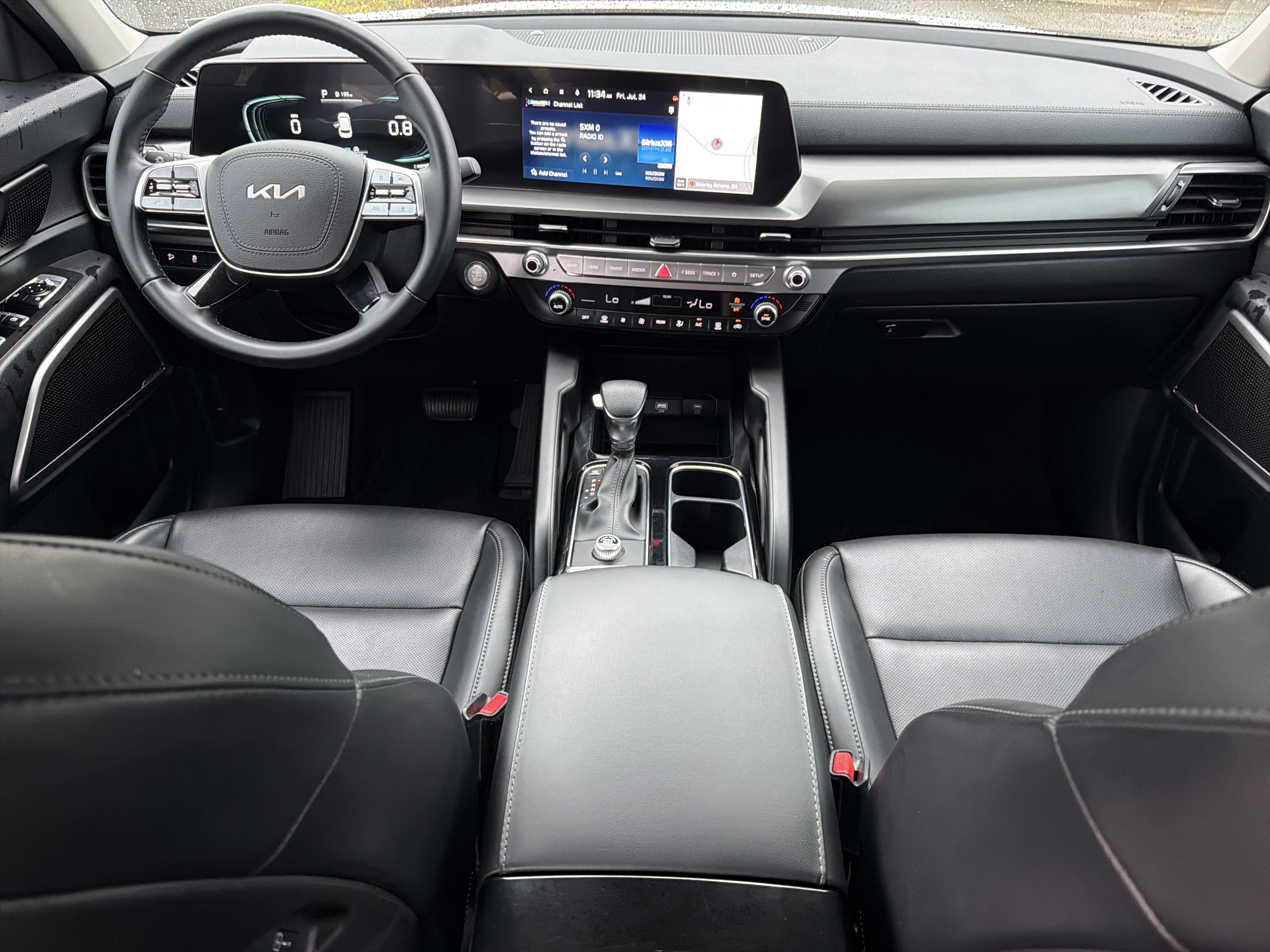 Used 2024 Glacial White Pearl Kia LX image 4