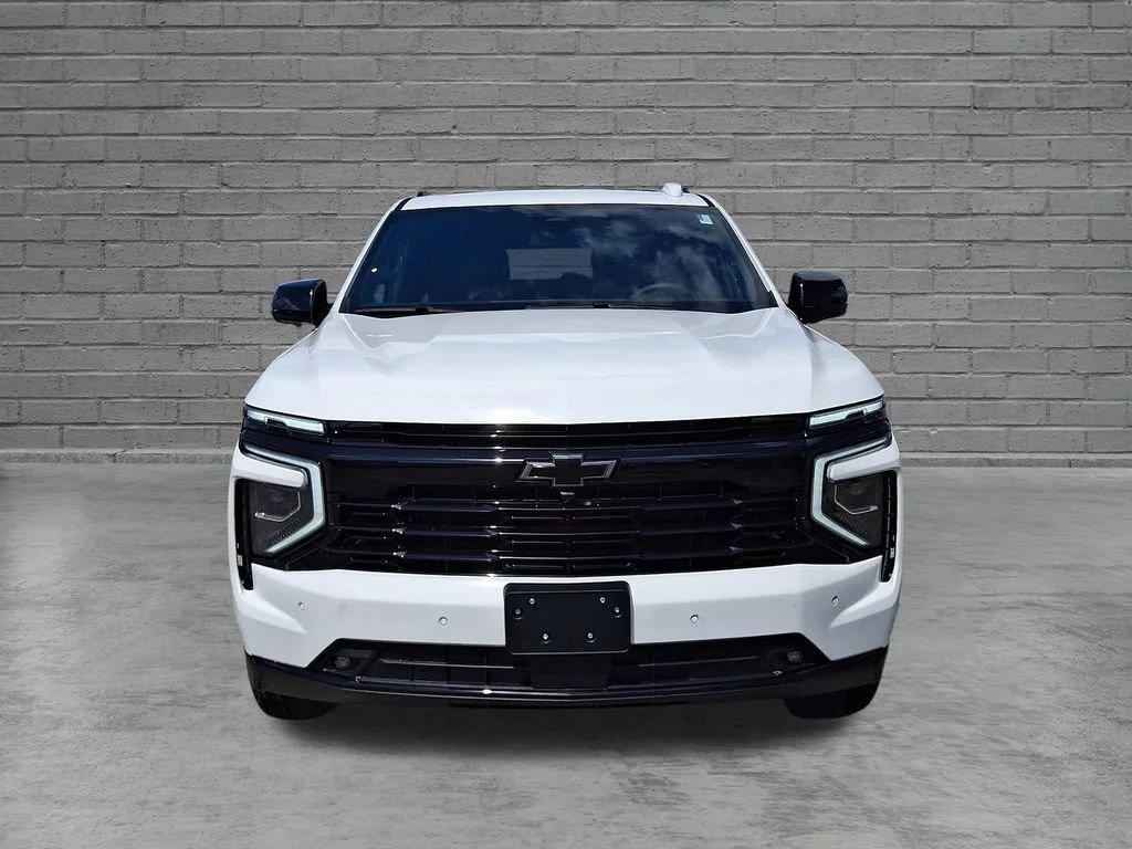 New 2026 Summit White Chevrolet RST image 2