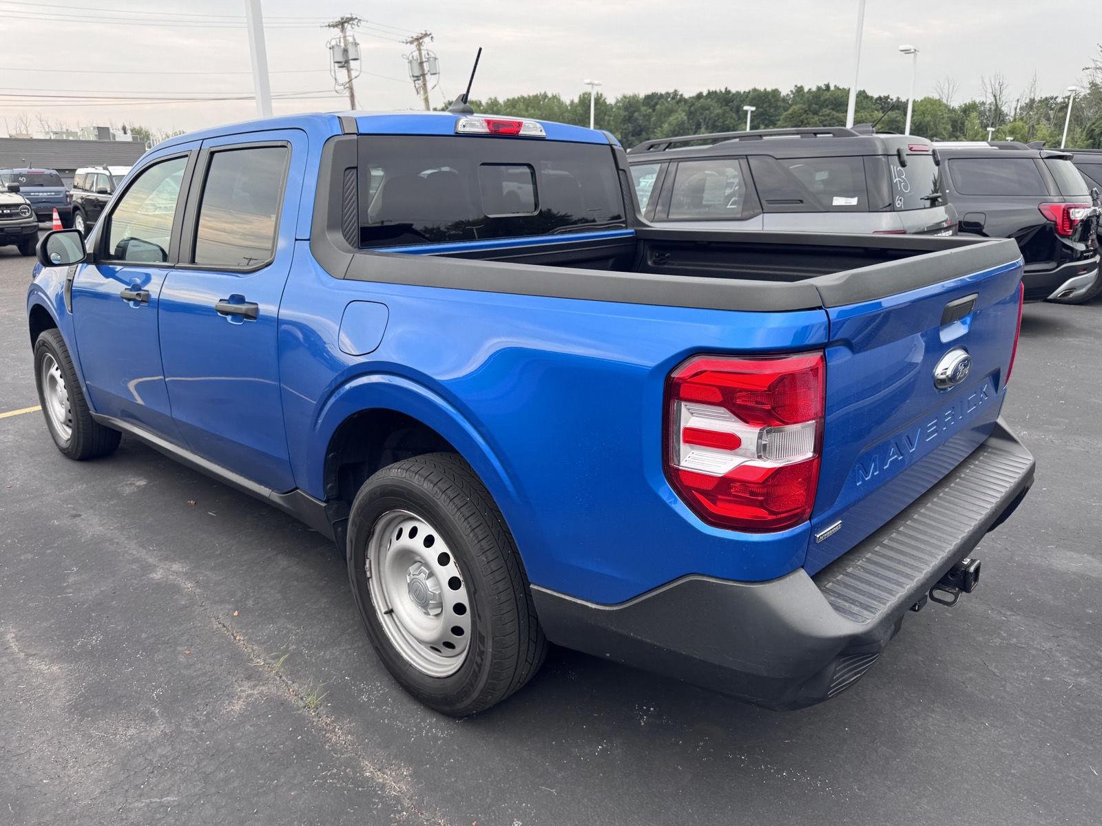 Used 2022 Velocity Blue Ford XL image 6