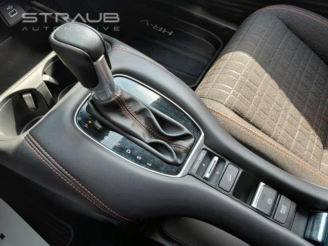 Used 2025 Platinum White Pearl Honda  image 25