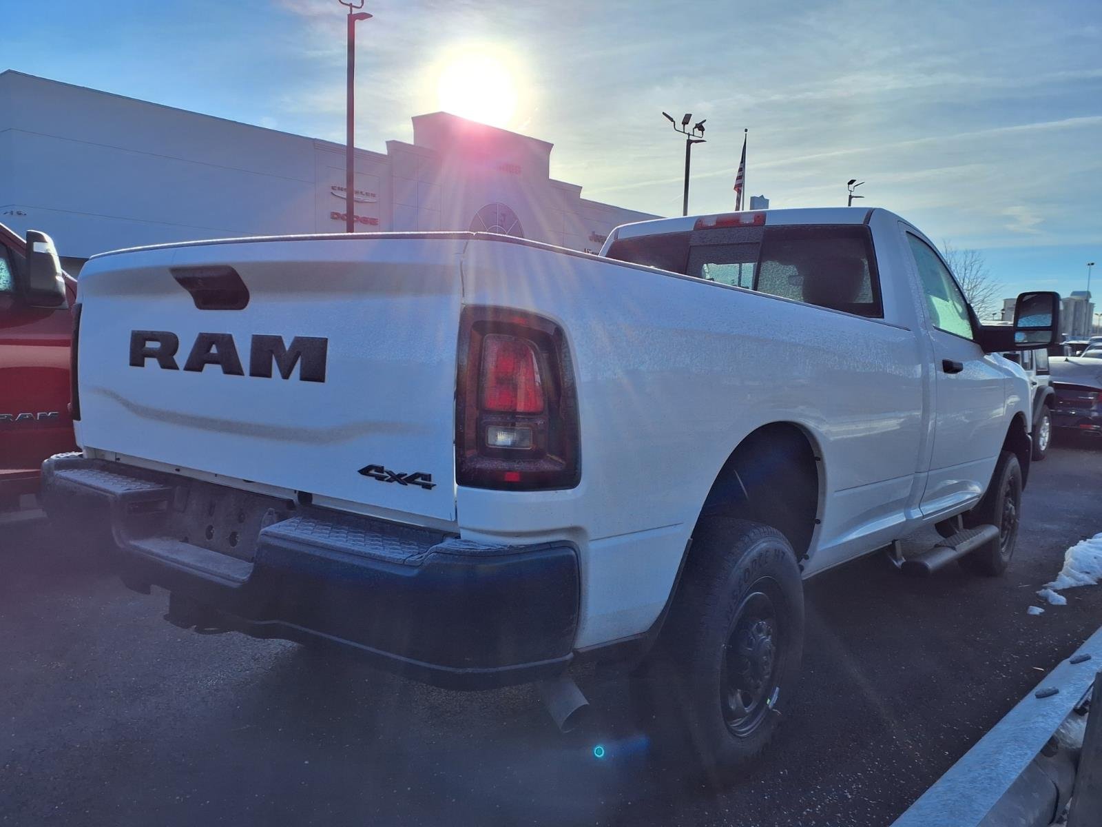New 2026 Bright White Clear-Coat Exterior Paint RAM Tradesman image 3