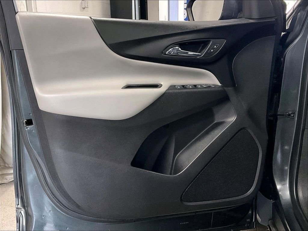 Used 2019 Gray Chevrolet LS image 9
