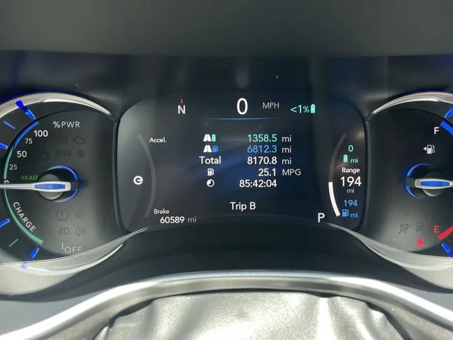 Used 2023 Black Chrysler Touring L image 15