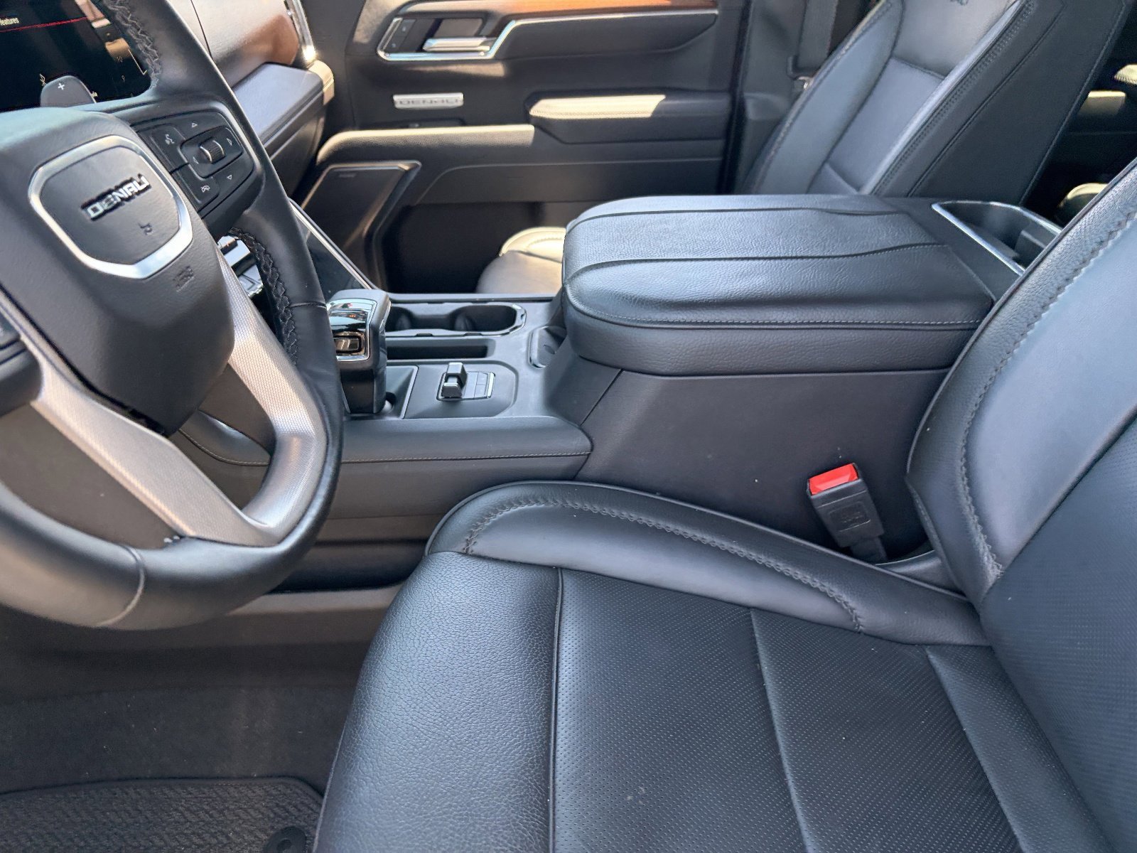 Used 2025 Sterling Metallic GMC Denali image 11