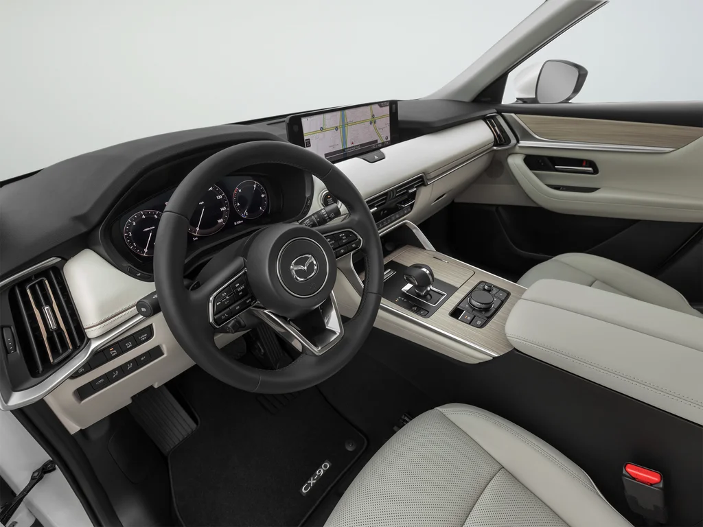 Used 2025 White Mazda 3.3 Turbo S Premium Plus image 43