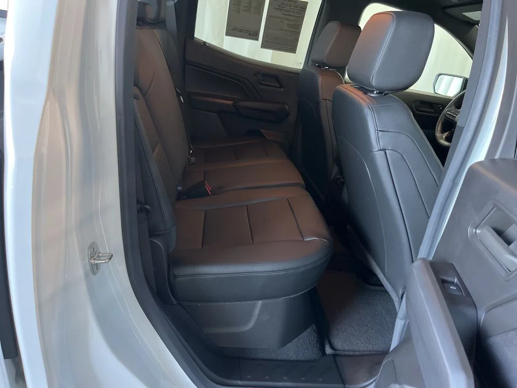 Used 2024 White Chevrolet Trail Boss image 21