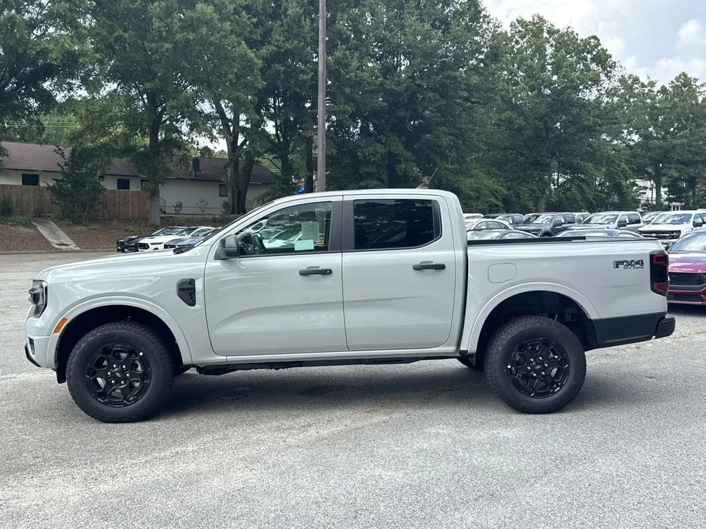 New 2026 White Ford XLT image 4