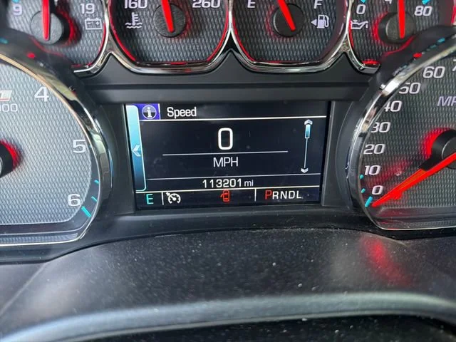 Used 2018 SUMMIT WHITE Chevrolet LT image 20