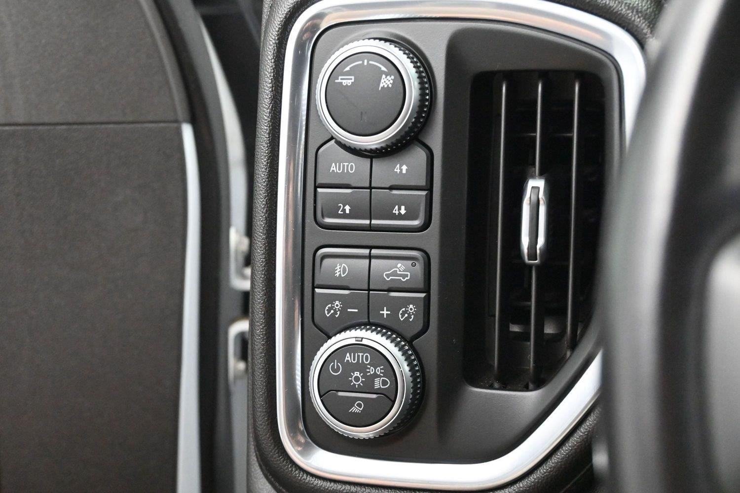 Used 2019 SUMMIT WHITE GMC SLT image 19