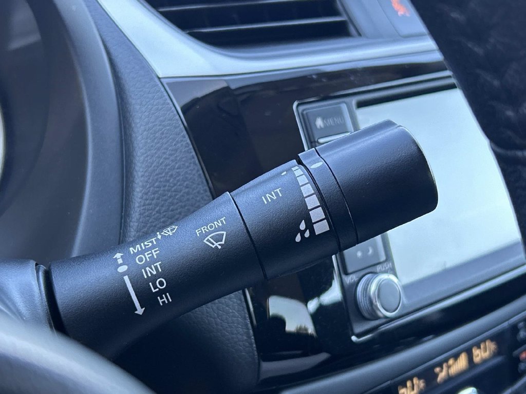 Used 2019 Gray Nissan SV image 32