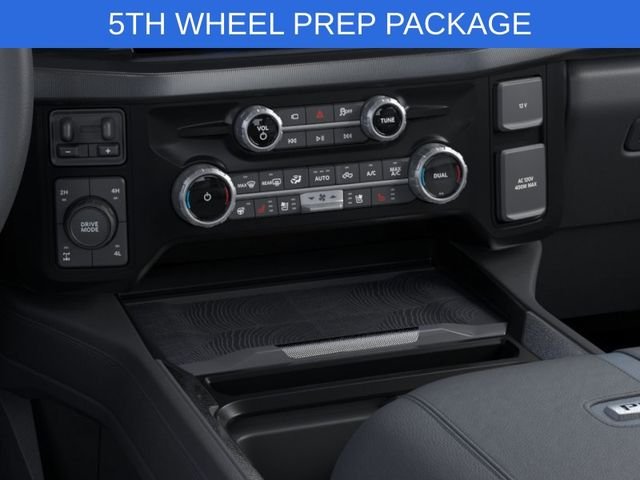 New 2026 Agate Black Metallic Ford F-250® Platinum® image 15