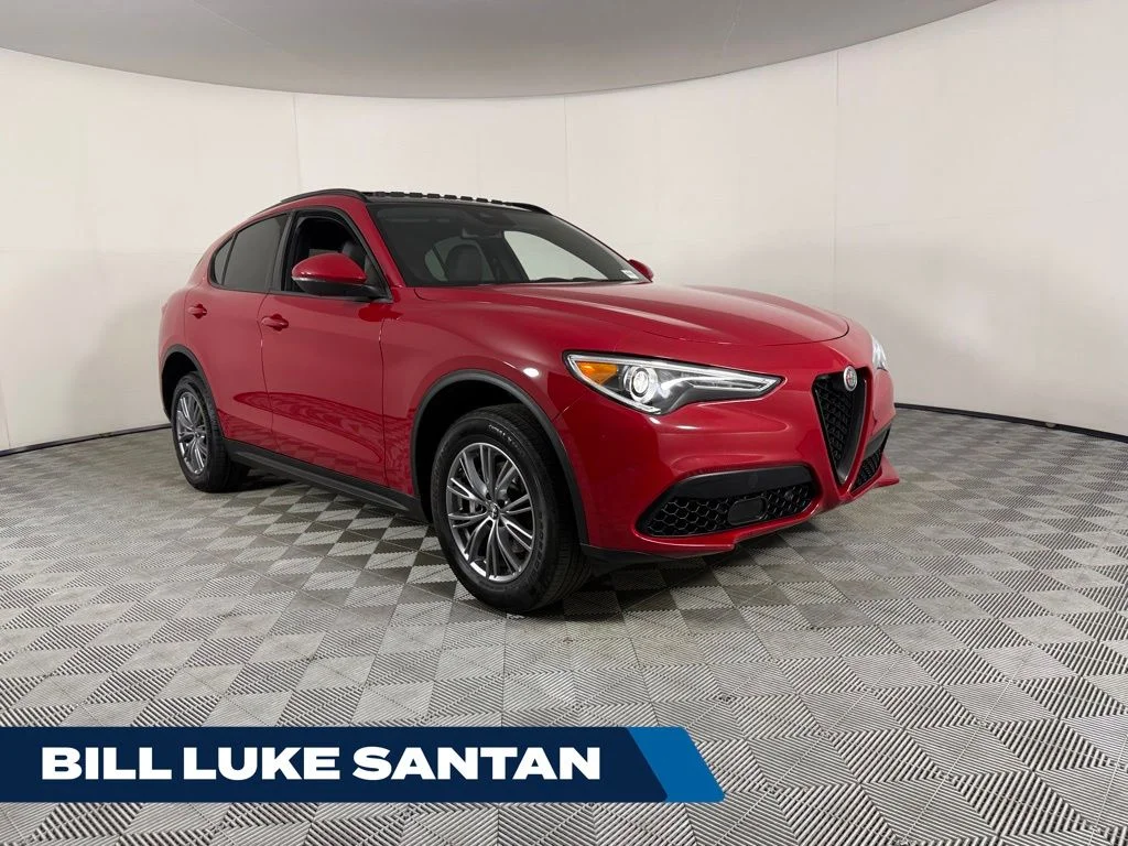 2023 Alfa Romeo Stelvio Sprint RWD's photo