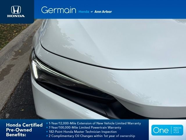 Certified Used 2023 Platinum White Pearl Honda 1.5T 4D EX BD image 3