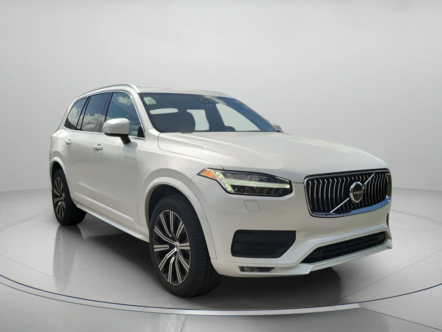 2023 Volvo XC90 B6 Core 4WD's photo