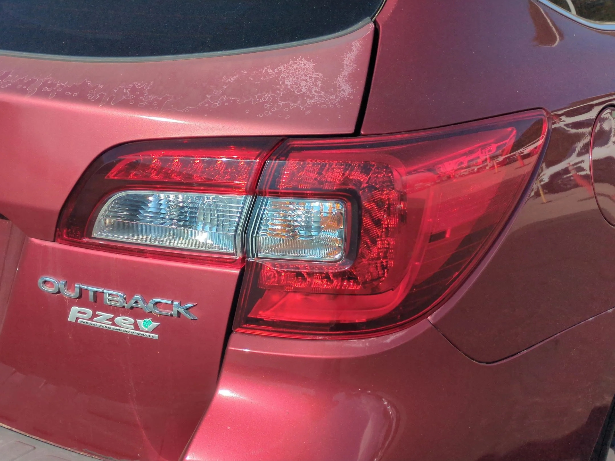 Used 2017 Venetian Red Pearl Subaru Limited image 11