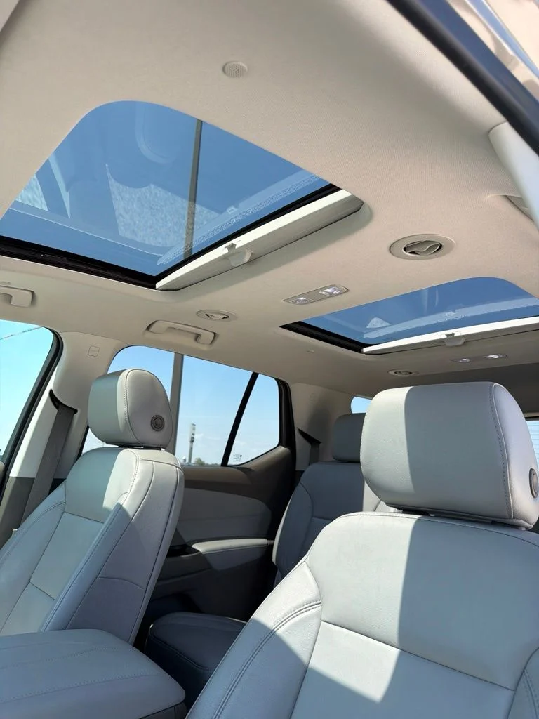 Used 2019 Gray Chevrolet 3LT image 23