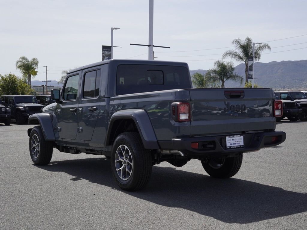 New 2026 Anvil Clear-Coat Exterior Paint Jeep Sport S Dark Sky Appearance image 5