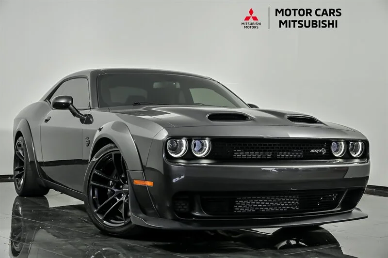 Used 2020 Granite Pearl Coat Dodge SRT Hellcat Redeye image 1