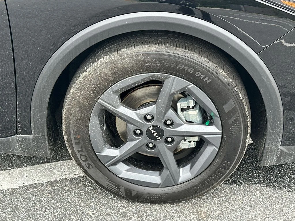 New 2026 Black Kia LXS image 12