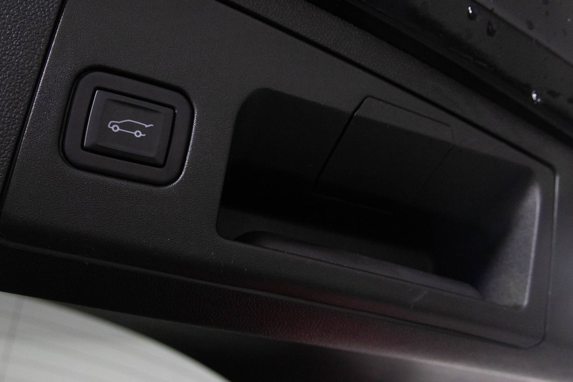 2023 CADILLAC XT4 - Image 37