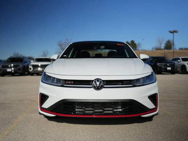 New 2026 Pure White Volkswagen 2.0T Autobahn image 3