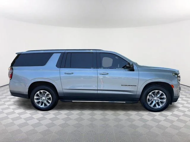 Used 2023 Sterling Gray Metallic Chevrolet Premier image 4