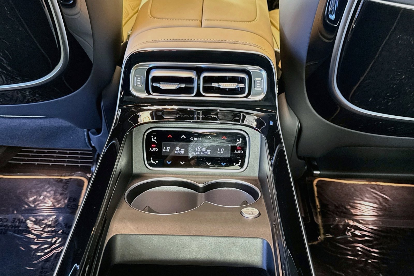 Used 2024 Onyx  Black Metallic Mercedes-Benz Maybach S 680 image 25
