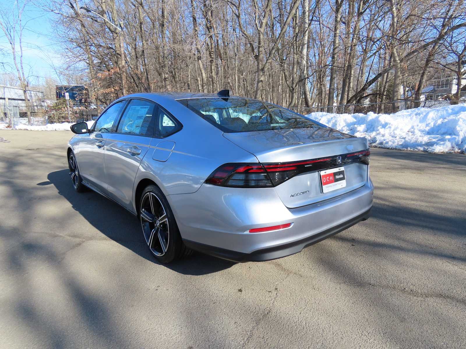 New 2026 Solar Silver Metallic Honda SE image 4