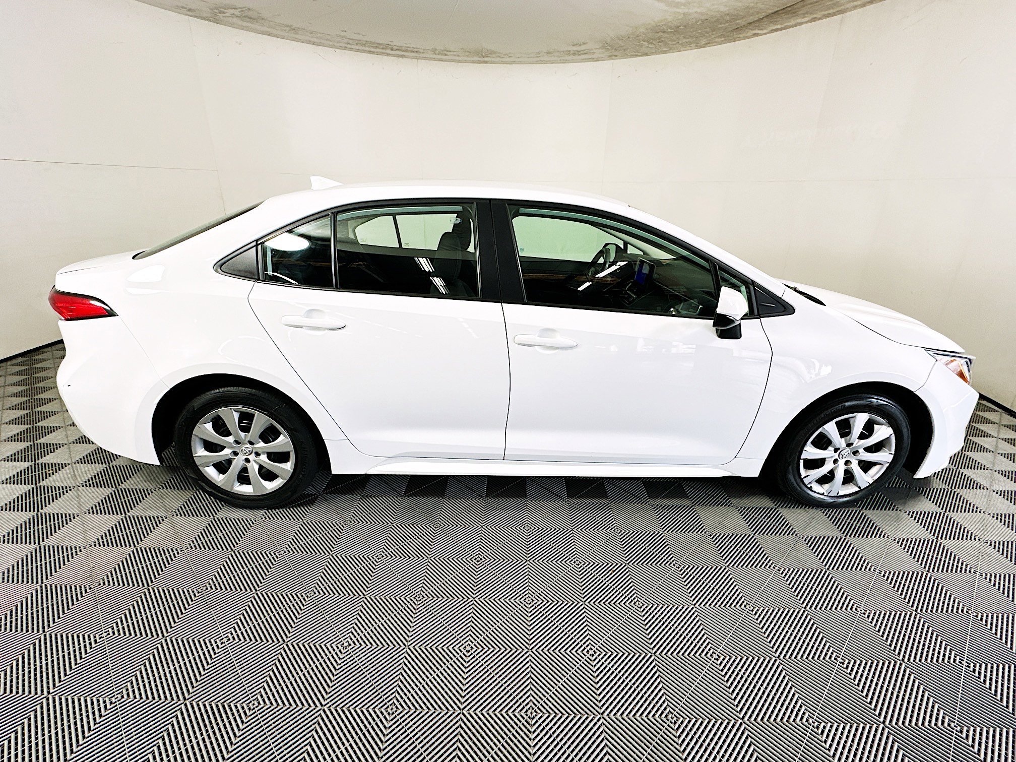 2024 Toyota Corolla thumbnail 4