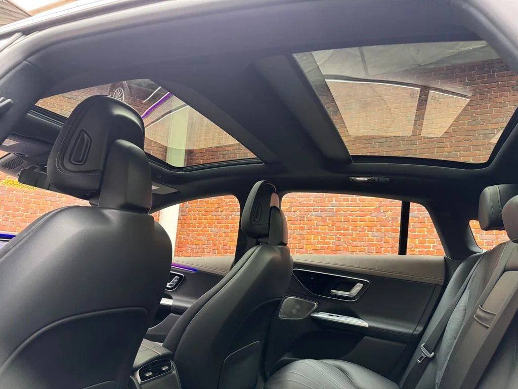 Used 2023 Black Mercedes-Benz 500 Sedan image 3