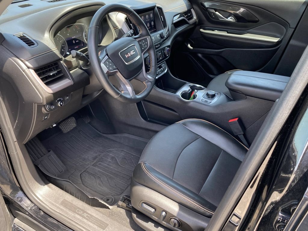 Used 2023 Ebony Twilight Metallic GMC AT4 image 10