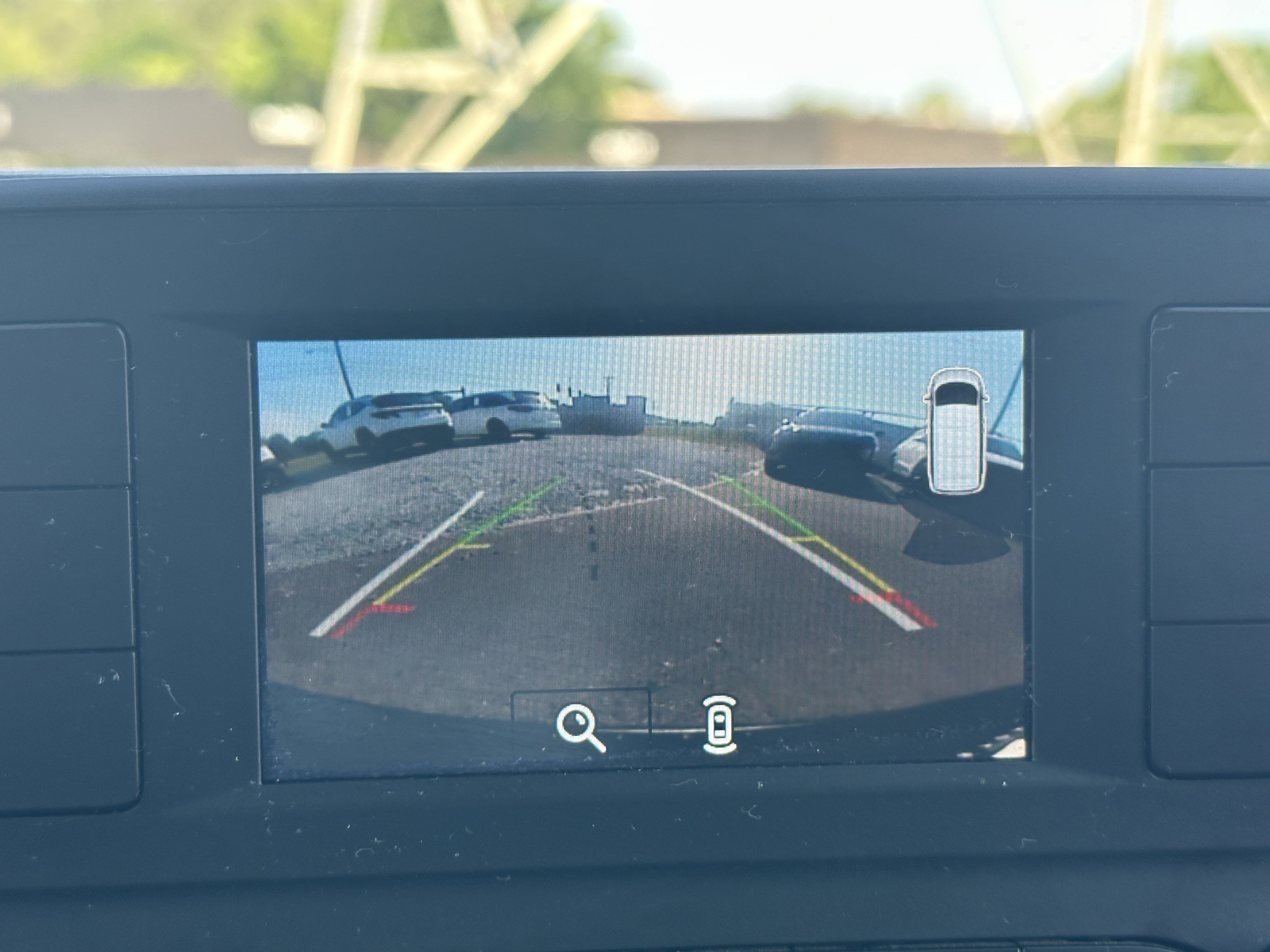 Used 2023 White Ford XL image 27