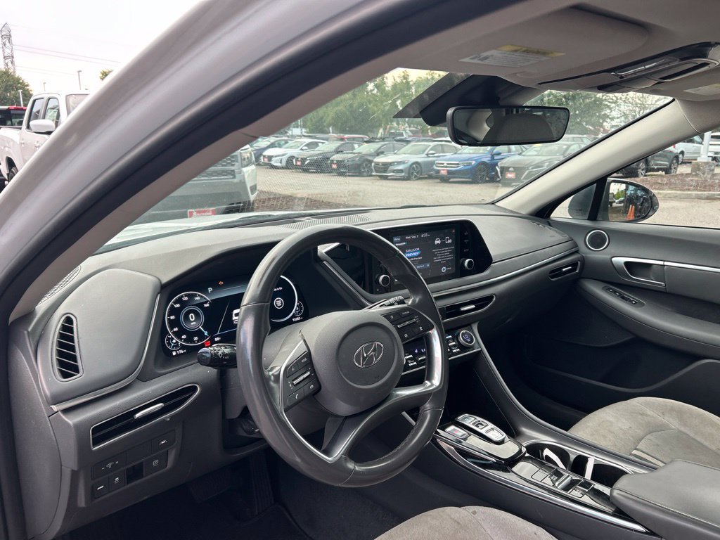 Used 2021 Gray Hyundai SEL image 12