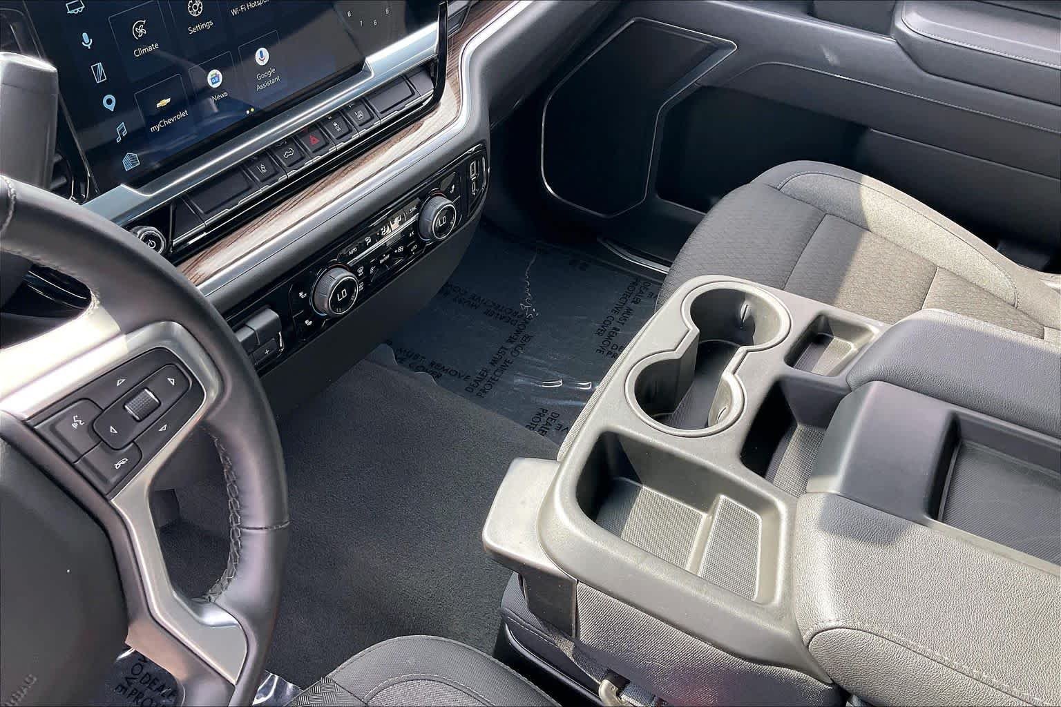 Used 2025 Sterling Gray Metallic Chevrolet LT image 16