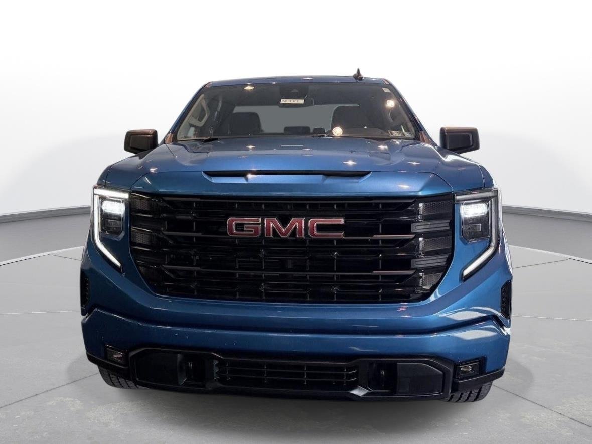 Used 2024 Dynamic Blue Metallic GMC Elevation image 15