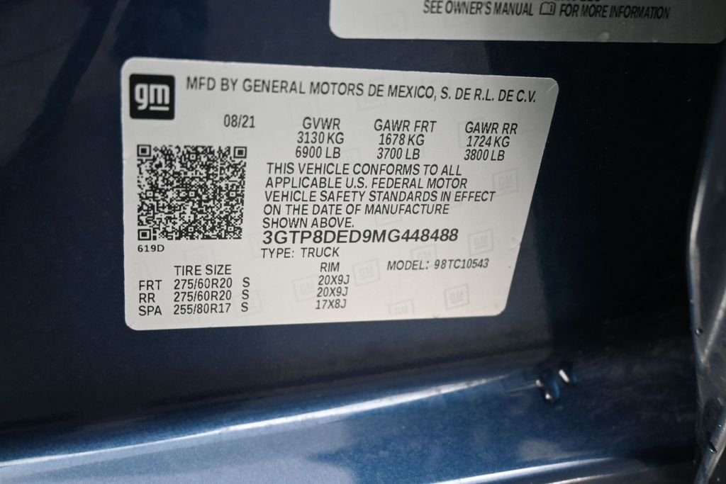 Used 2021 Blue GMC SLT image 18