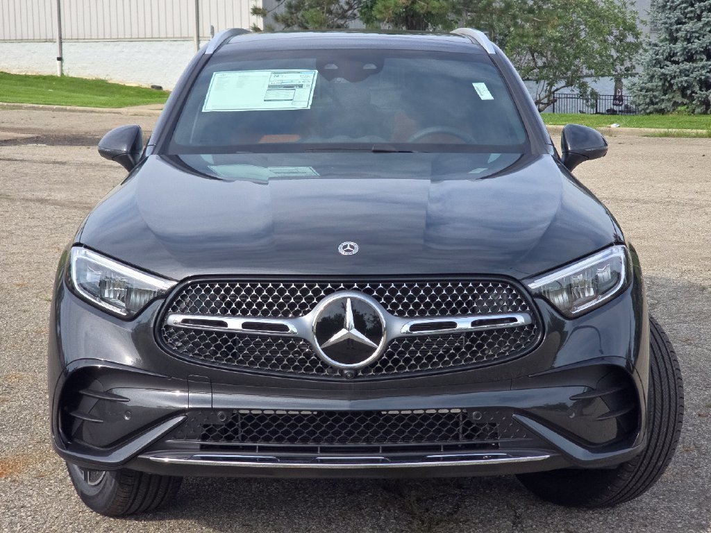 New 2027 Graphite Grey Metallic Mercedes-Benz GLC 300 image 50