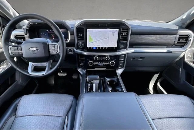 Used 2025 Blue Ford Lariat image 12