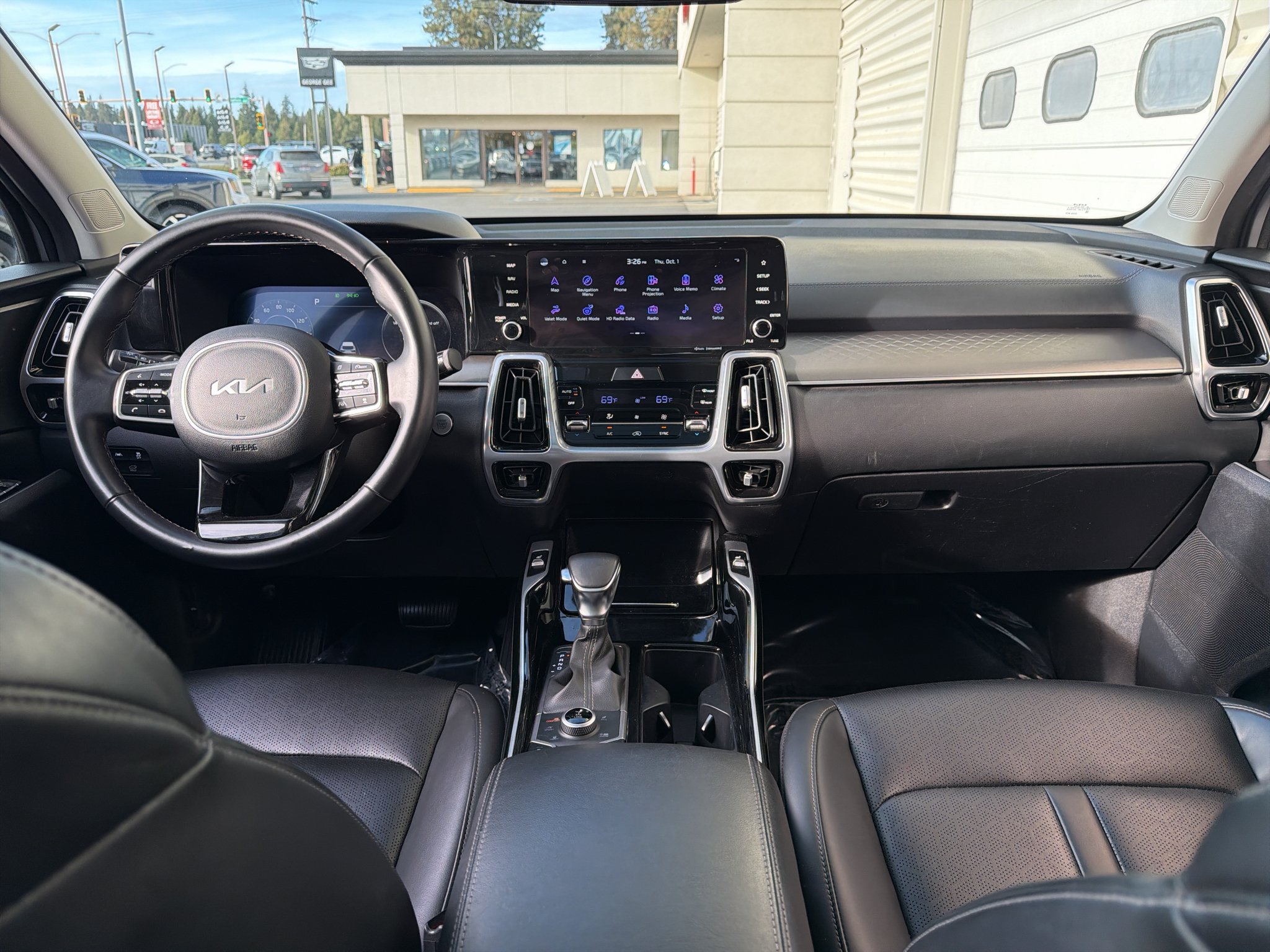 Certified Used 2023 Wolf Gray Kia SX image 18
