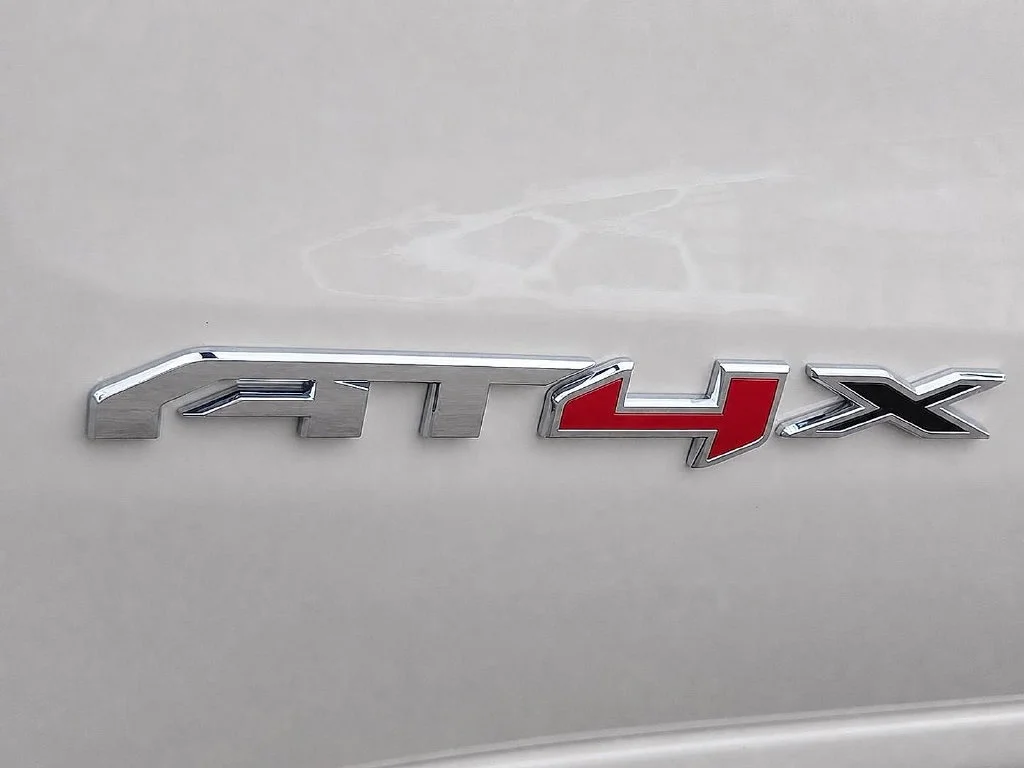 2026 GMC Sierra 1500 AT4X - Photo 7