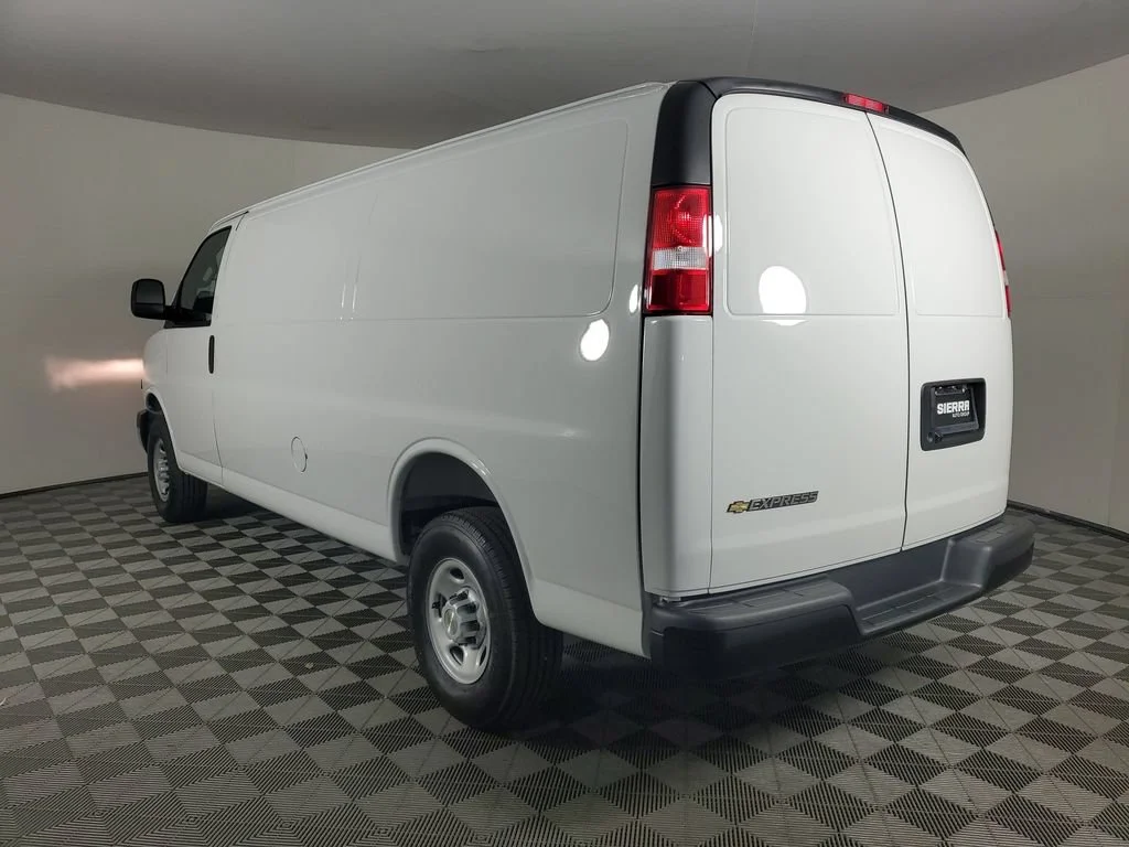 2025 Chevrolet Express Cargo Work Van - Photo 6